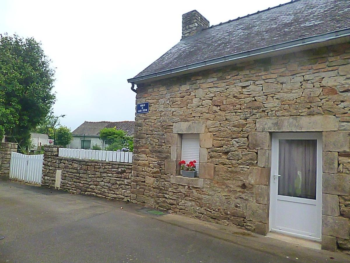 Gite Au Calme Centre Finistere Jardin Clos Trégourez Екстериор снимка